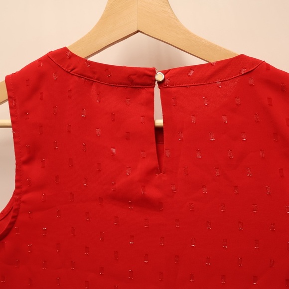APT 9 Top Sizs Small Red blouse with sequins. Sleeveless, layered, light fabric. - Picture 10 of 11